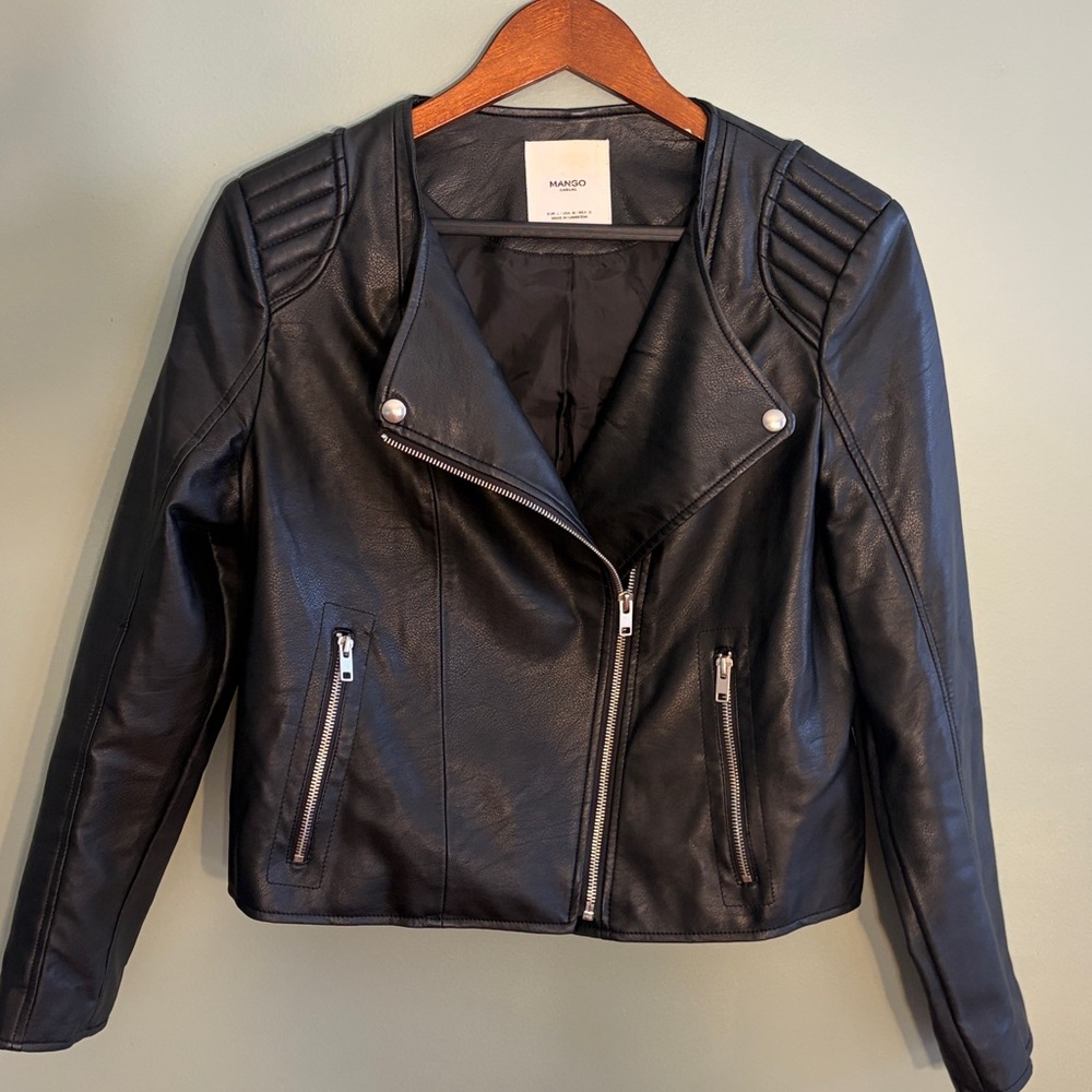 Mango Size Medium Black Vegan Leather Moto Jacket